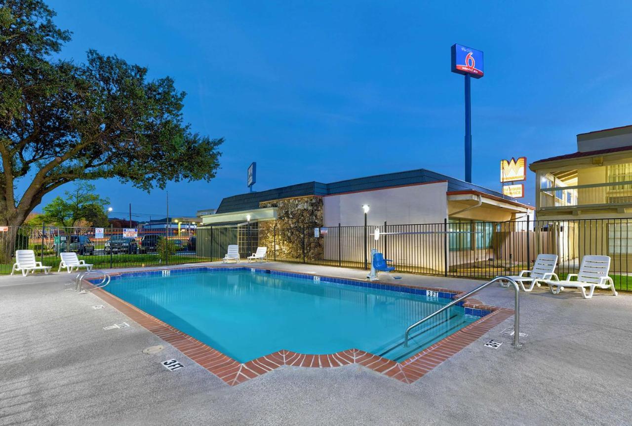 Studio 6-Denton, Tx - Unt Exterior photo